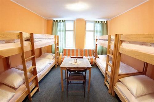 Hostel Frolic Goats Poznan